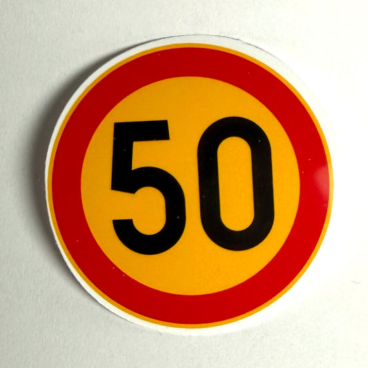 Nopeusrajoitus 50 | Kiiltävä vinyyli
